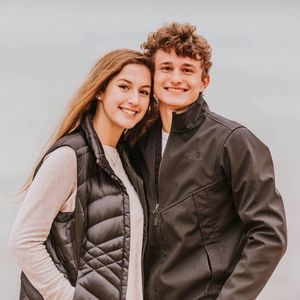 Meet your Posher, Mallory